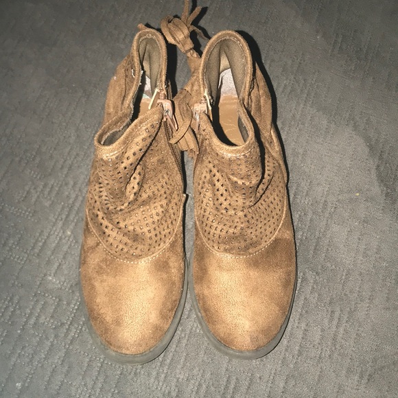 Girls boots size 12 - Picture 2 of 2